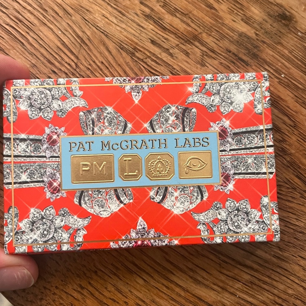 Pat McGrath eyeshadow palette